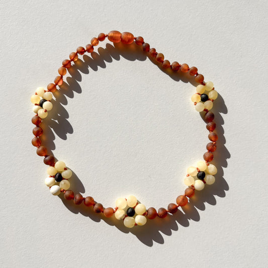 Amber Necklace with 5flowers -Raw cognac- 32cm