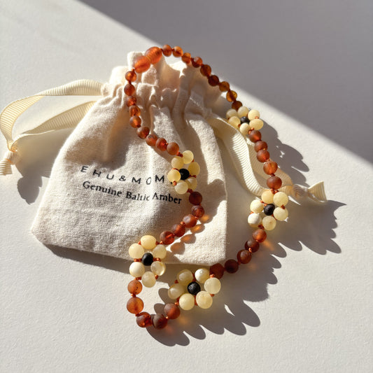 Amber Necklace with 5flowers -Raw cognac- 40cm
