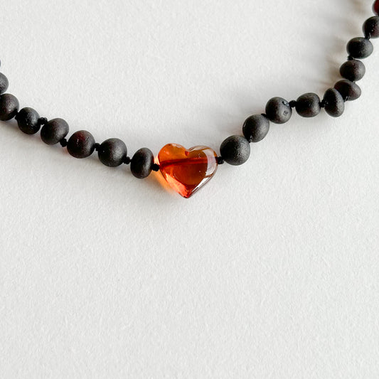 Amber Necklace with heart - Raw cherry - 45cm