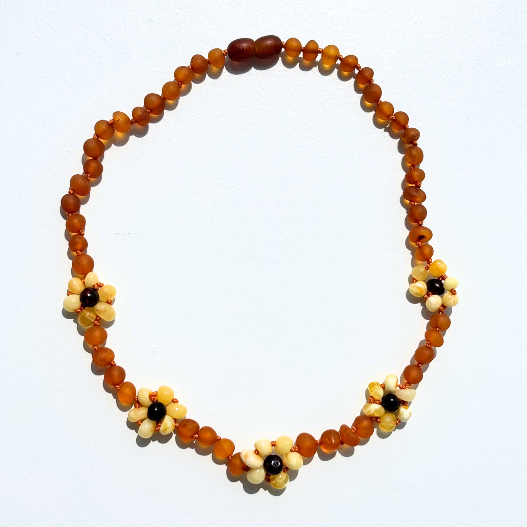 [OUTLET]  Amber Necklace with 5flowers -Raw cognac- 40cm