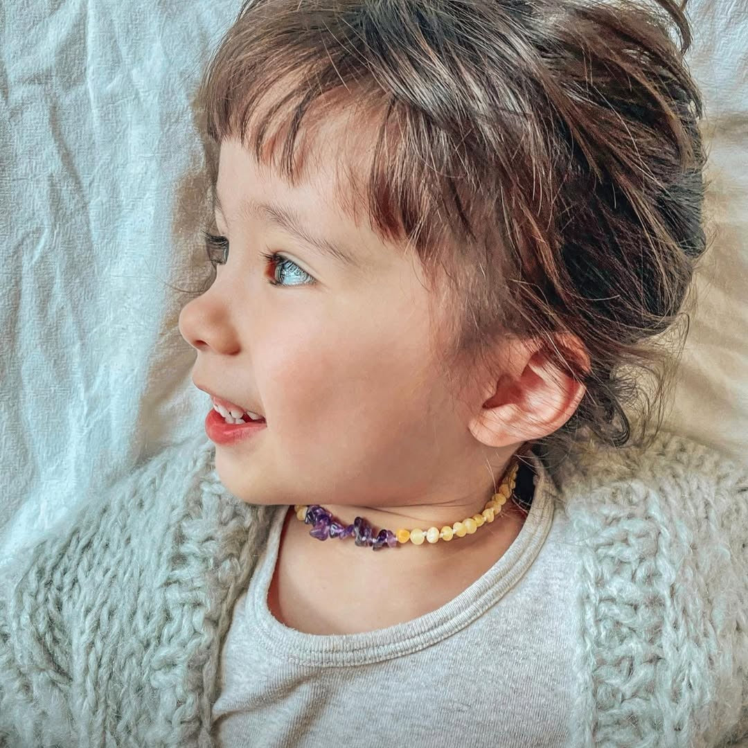 [OUTLET]  Amber necklace with amethyst - Raw butter - 31cm