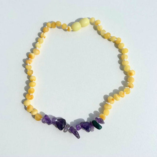 [OUTLET]  Amber necklace with amethyst - Raw butter - 31cm