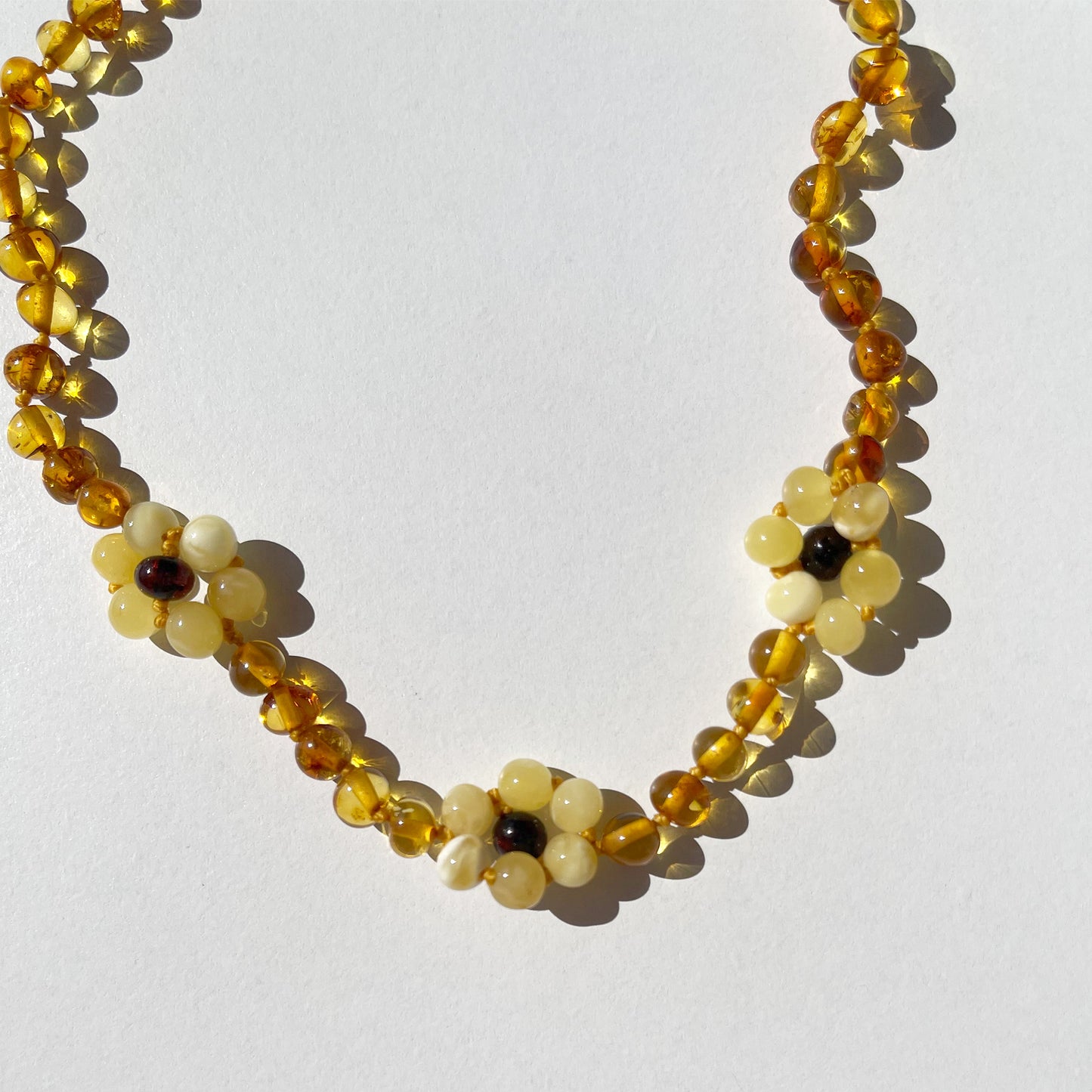 Amber Necklace with flowers - Honey - 32cm